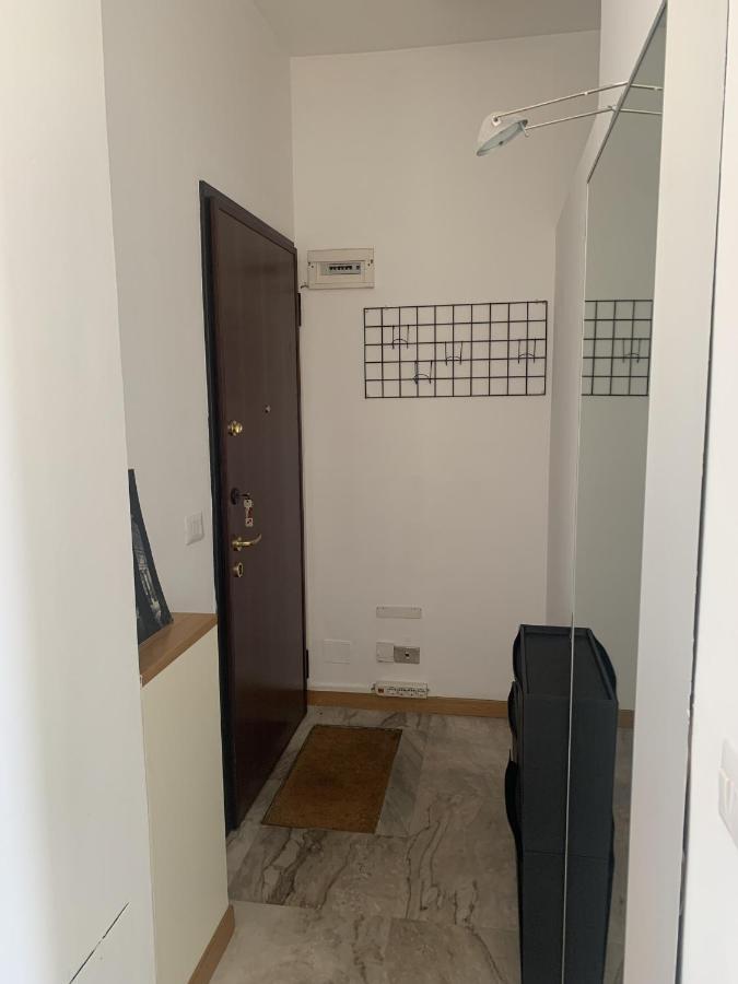 Ferienwohnung Monolocale Con Vista Su Milano Exterior foto